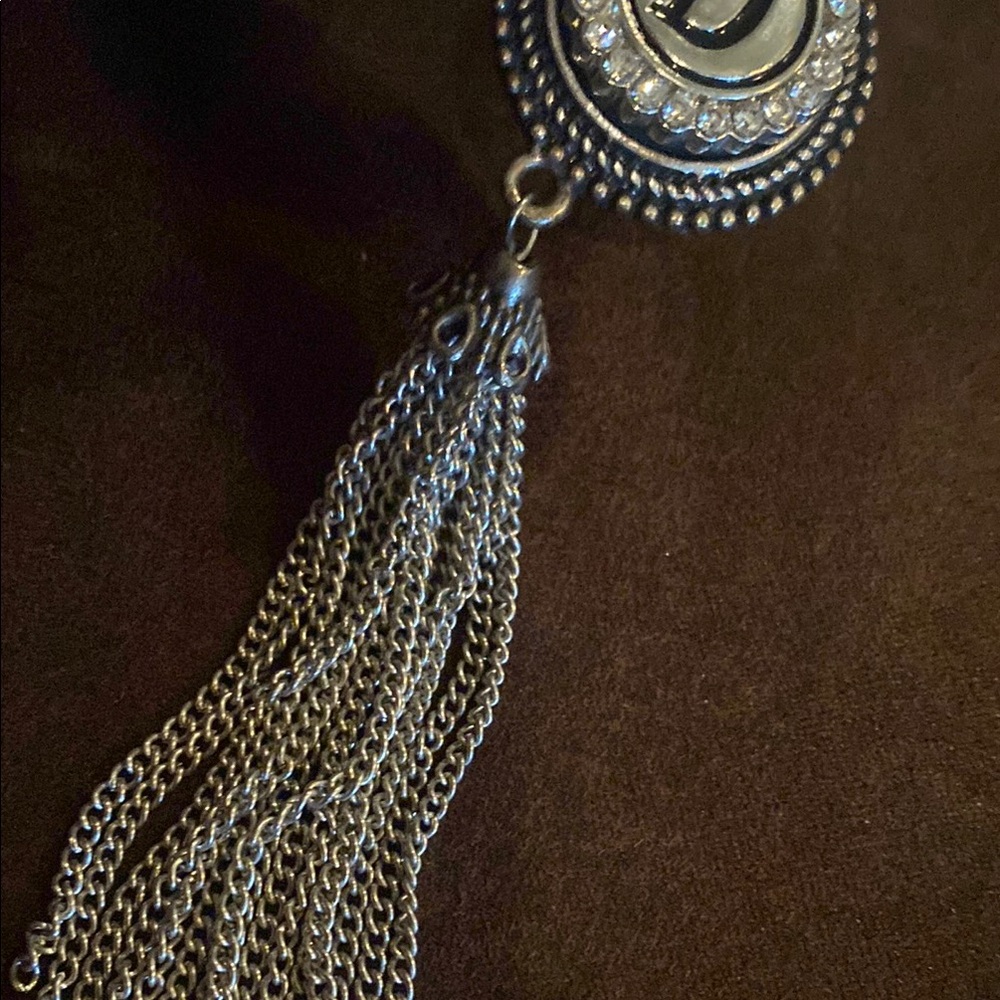 Elegant Silver Tassel Necklace - Picture 7 of 7